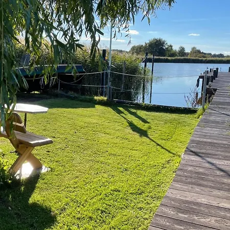 Dom wakacyjny Ostseehaus Am Wasser